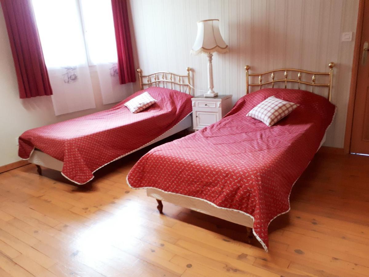 Chambres D'Hotes La Noyeraie Izeron Buitenkant foto